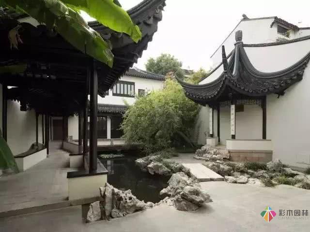 中式庭院式別墅有山有水有詩意，住進(jìn)如詩如畫的庭院別墅