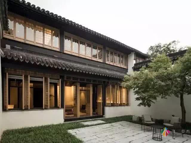 中式庭院式別墅有山有水有詩意，住進(jìn)如詩如畫的庭院別墅