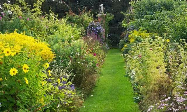 庭院花境園藝設(shè)計(jì)和植物搭配需要哪些要求？