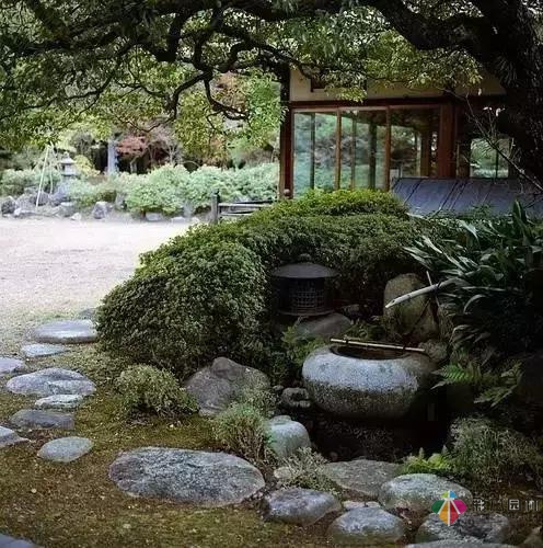 呈現東方禪意之美的30個日式庭院設計。趕緊來看看！